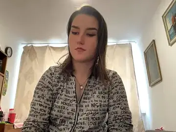 Stripchat Live Sex Cam of MilaKempel