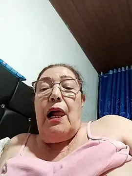 Stripchat Nude Webcam of Vicky_Rosse