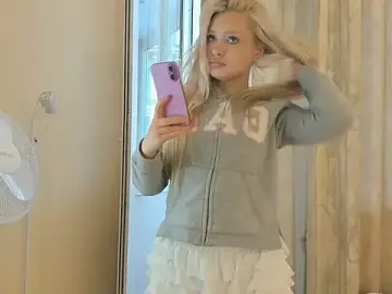 Stripchat Live Sex of MidnightPoise
