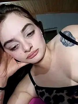 Stripchat Live Sex of Emmacut