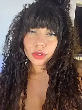 Stripchat Live Sex Cam of miafresa_hot