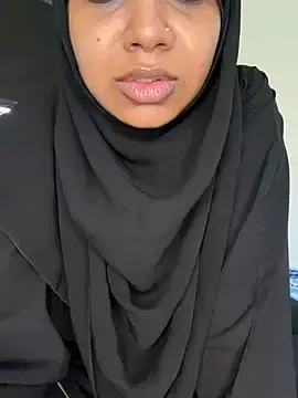 Stripchat Live Porn of Malika_Secrets
