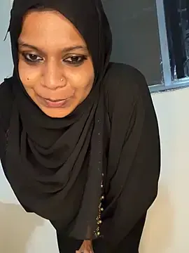 Stripchat Free Porn Cam of Malika_Secrets