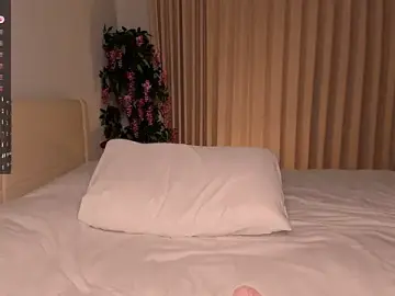 Stripchat Sex Cam of MyLoveEllen