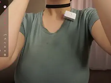 Stripchat Adult Webcam of RosioBenberry