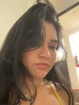 Stripchat Best Webcam of LindaLove__