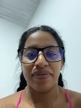 Stripchat Live Sex Cam of Vanessarios01