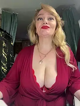Stripchat Sex Cam of Sweet-blonde