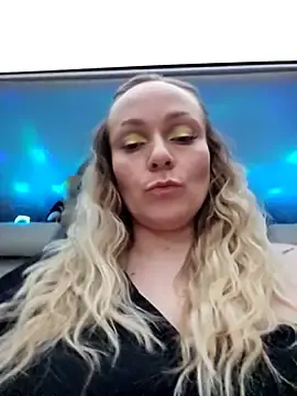 Stripchat Adult Webcam of Bondgirl_013