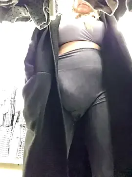 Stripchat Free Porn Cam of Bondgirl_013