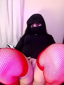 Stripchat Nude Webcam of Quen_Rubyy