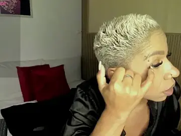 Stripchat Sex Cam of summer_night_