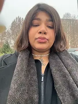 Stripchat Live Sex Cam of SashaLiciosa_