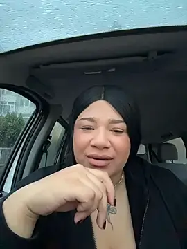 Stripchat Live Sex Cam of SashaLiciosa_