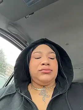 Stripchat Sex Cam of SashaLiciosa_