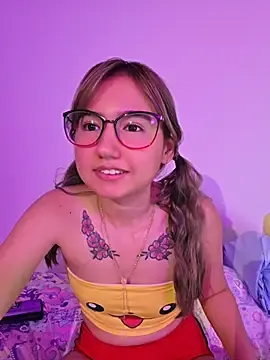 Stripchat Live Sex Cam of Pinkie_Princes