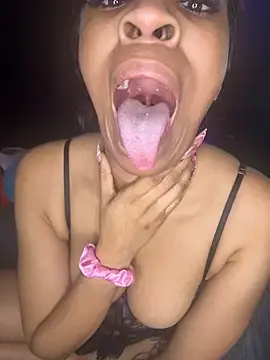 Stripchat Live Sex of YeahhhitsBreezy