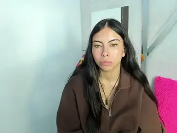 Stripchat Adult Webcams of Alana_Hotterr