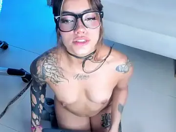 Stripchat Free Live Porn of gamora_evans