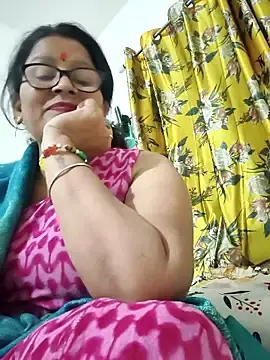 Stripchat Live Sex of kavya78