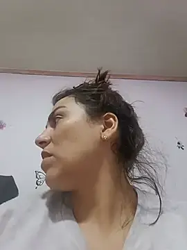 Stripchat Live Sex Cam of vanessa-titisM