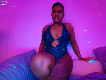 Stripchat Live Sex Cam of BriannaBrave