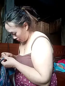 Stripchat Watch Live Sex Cams of miumiu_00