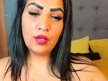 Stripchat Adult Webcam of AmyCubes