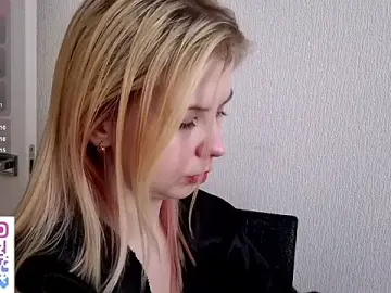 Stripchat Free Live Porn of LynetHakes