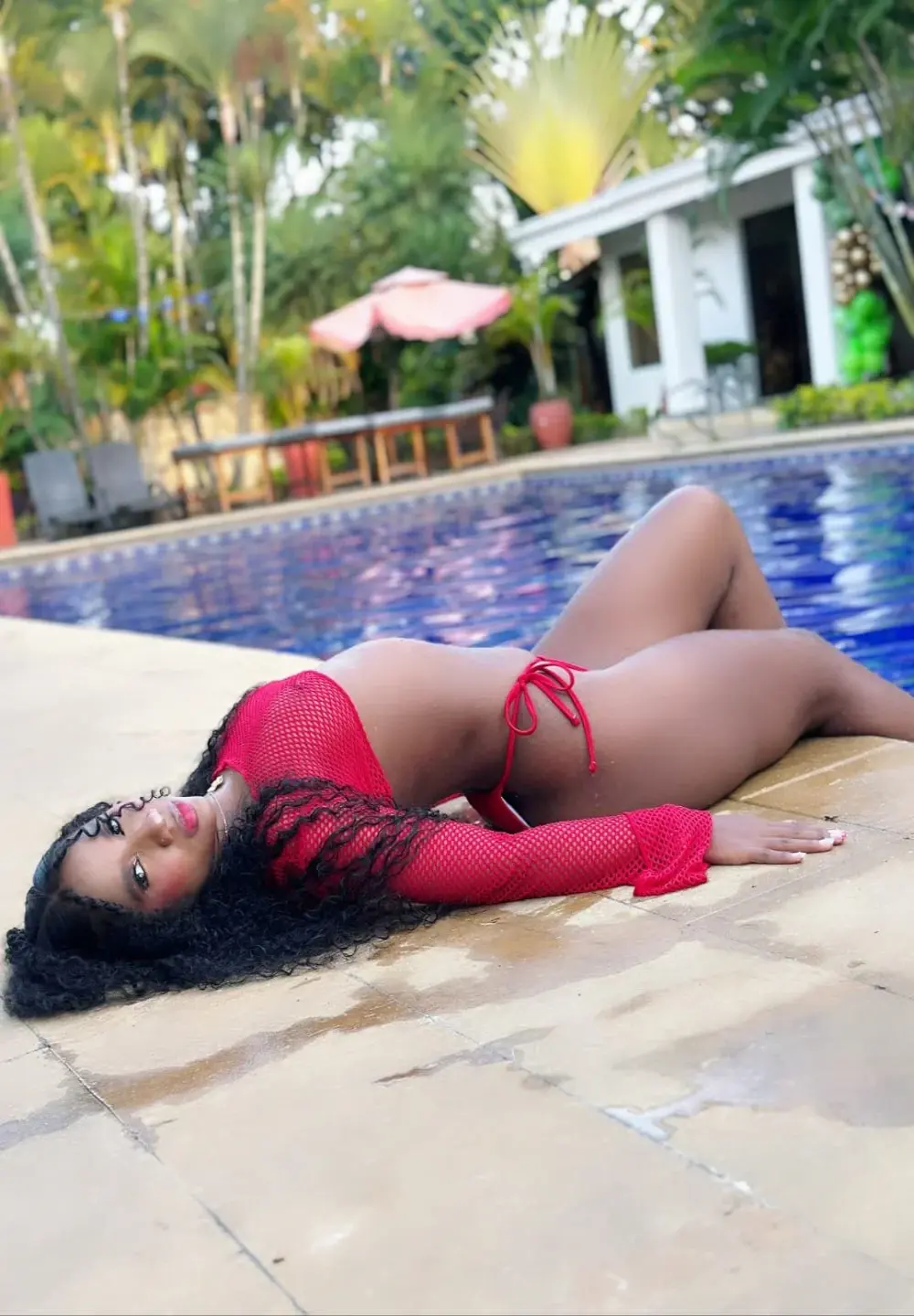 Chloe-Rose-