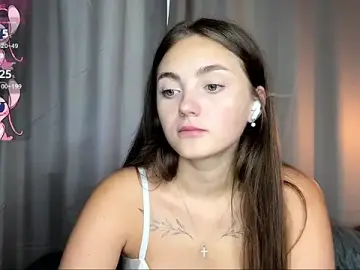 Stripchat Live Porn of LoraDavi