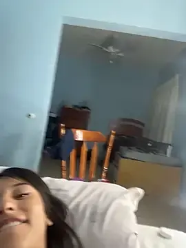 Stripchat Live Sex Cam of Petitetease