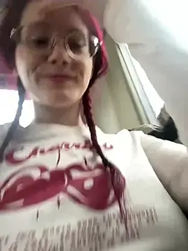 Stripchat Sex Cam of raen001