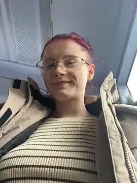 Stripchat Sex Cam of raen001