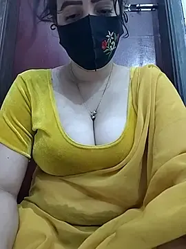 Stripchat Sex Chat of Saanvi-Sen