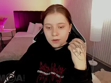 Stripchat Nude Webcam of Kylie-Voss