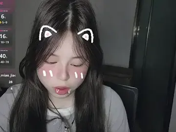 Stripchat Sex Cam of F-Wanzi