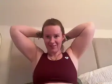 Stripchat Sex Chat of redheadrosie69