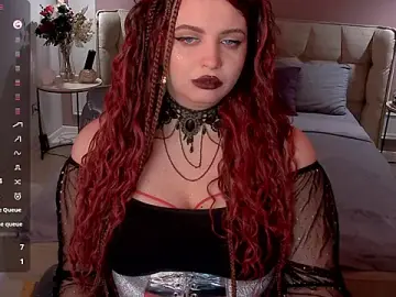 Stripchat Live Sex Cam of Miss_Maya_Mils