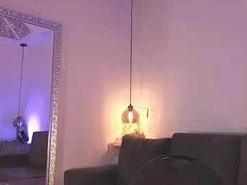 Stripchat Live Sex Cam of Isabella_francoo