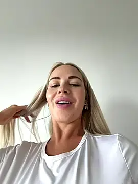 Stripchat Best live sex cam show of streetdoll