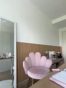 Stripchat Free Porn Cam of streetdoll