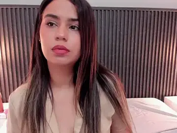 Stripchat Sex Cam of Emmy-Campbell