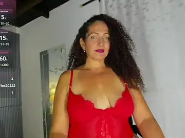 Stripchat Nude Webcam of LilihtMature