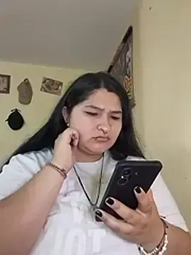 Stripchat Free Live Porn of LauraHorny69