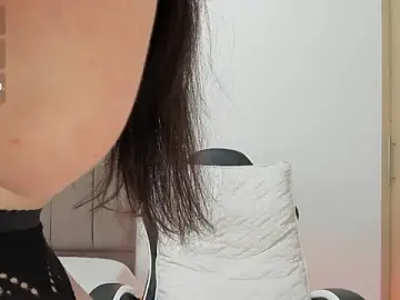 Stripchat Watch Live Sex Cams of soyamandaa_