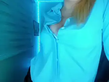 Stripchat Adult Webcam of HappyIva