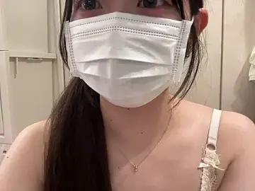 Stripchat Live Porn of y-u-r-a-33