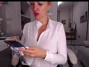 Stripchat Best Webcam of Monna