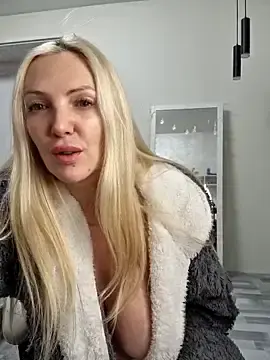 Stripchat Nude Webcam of Monna